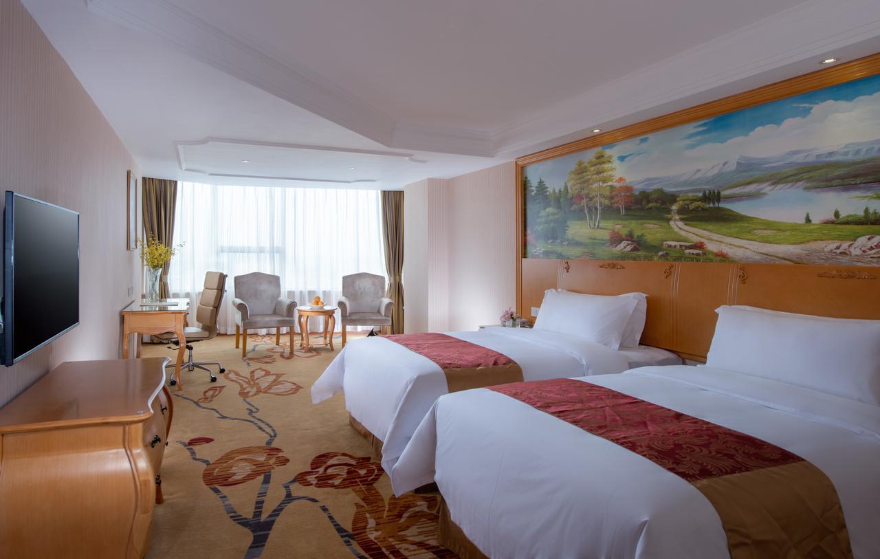 Vienna Hotel Shouti Peking  Buitenkant foto